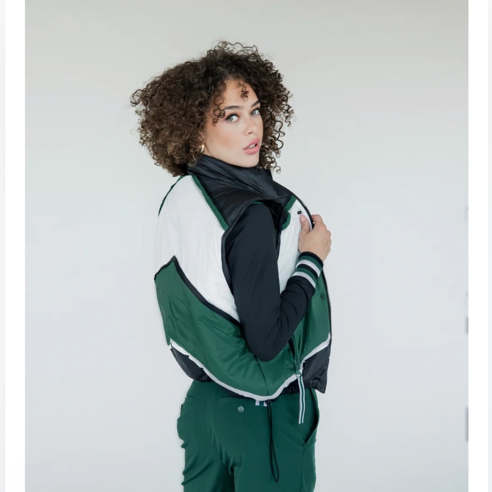 NWT Fore All Jackie Moon Green Black Women's Vest - Green Chevron Sz Large $150 - Picture 2 of 5